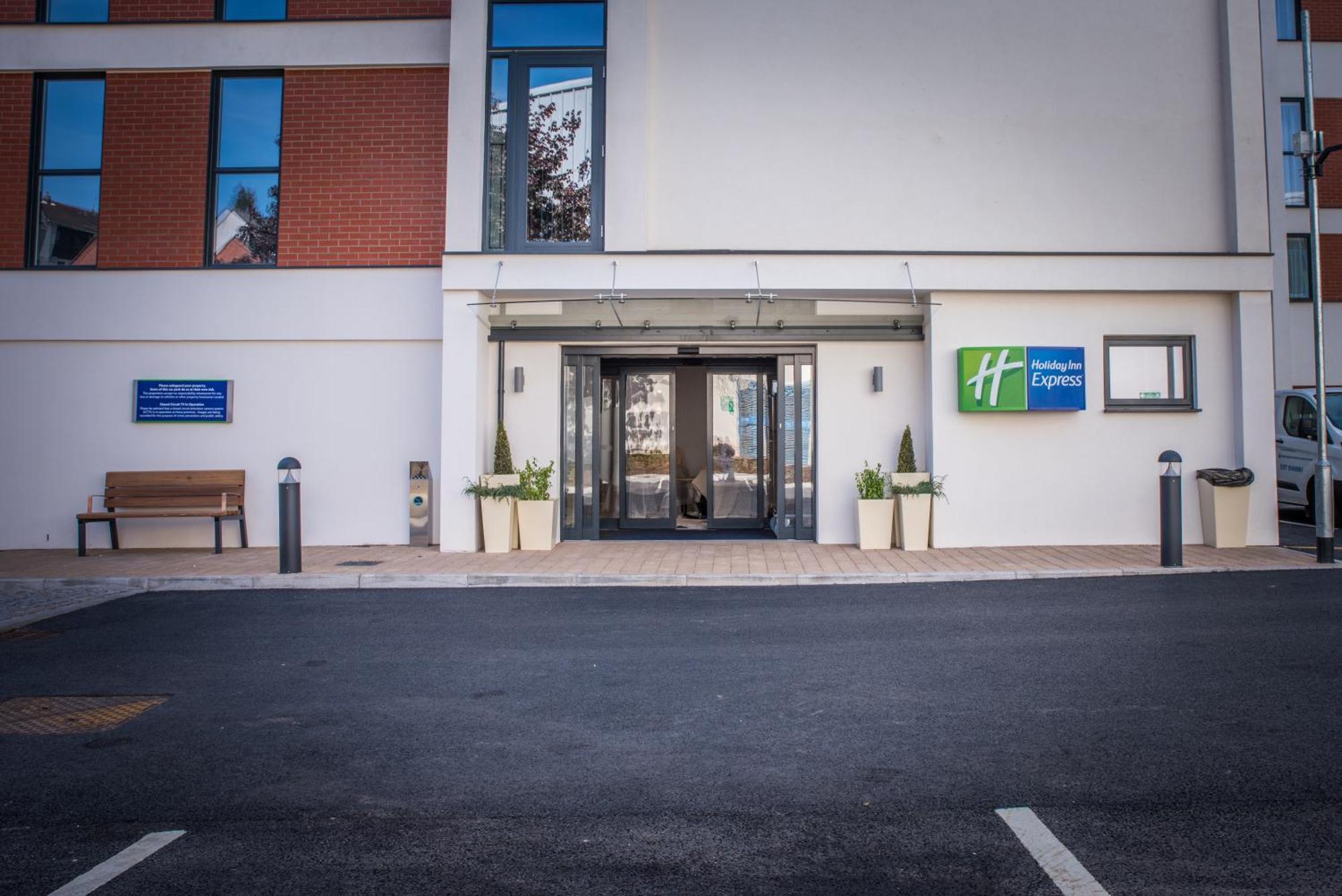 Holiday Inn Express - Exeter - City Centre, An Ihg Hotel Extérieur photo